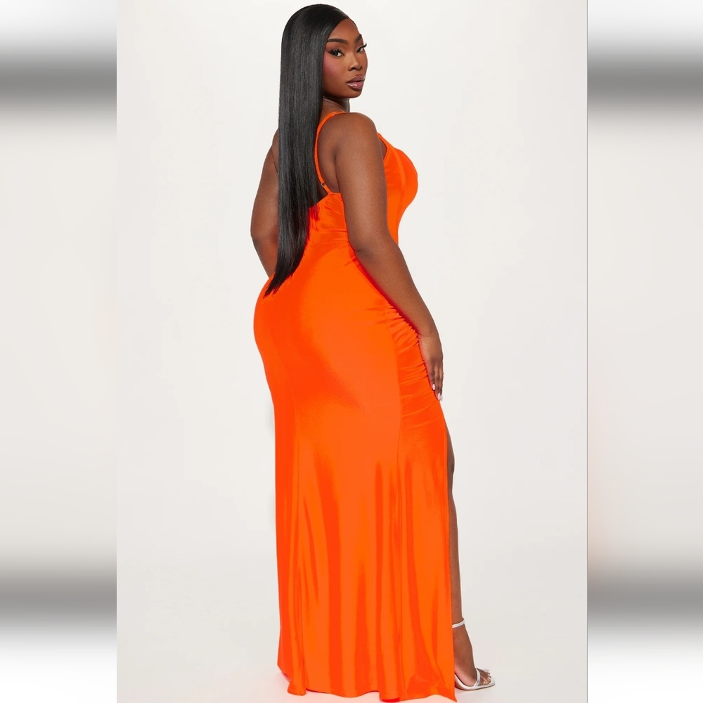 Elegant Orange Maxi Dress